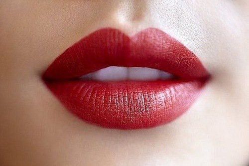 Comment rendre vos lèvres pulpeuses?